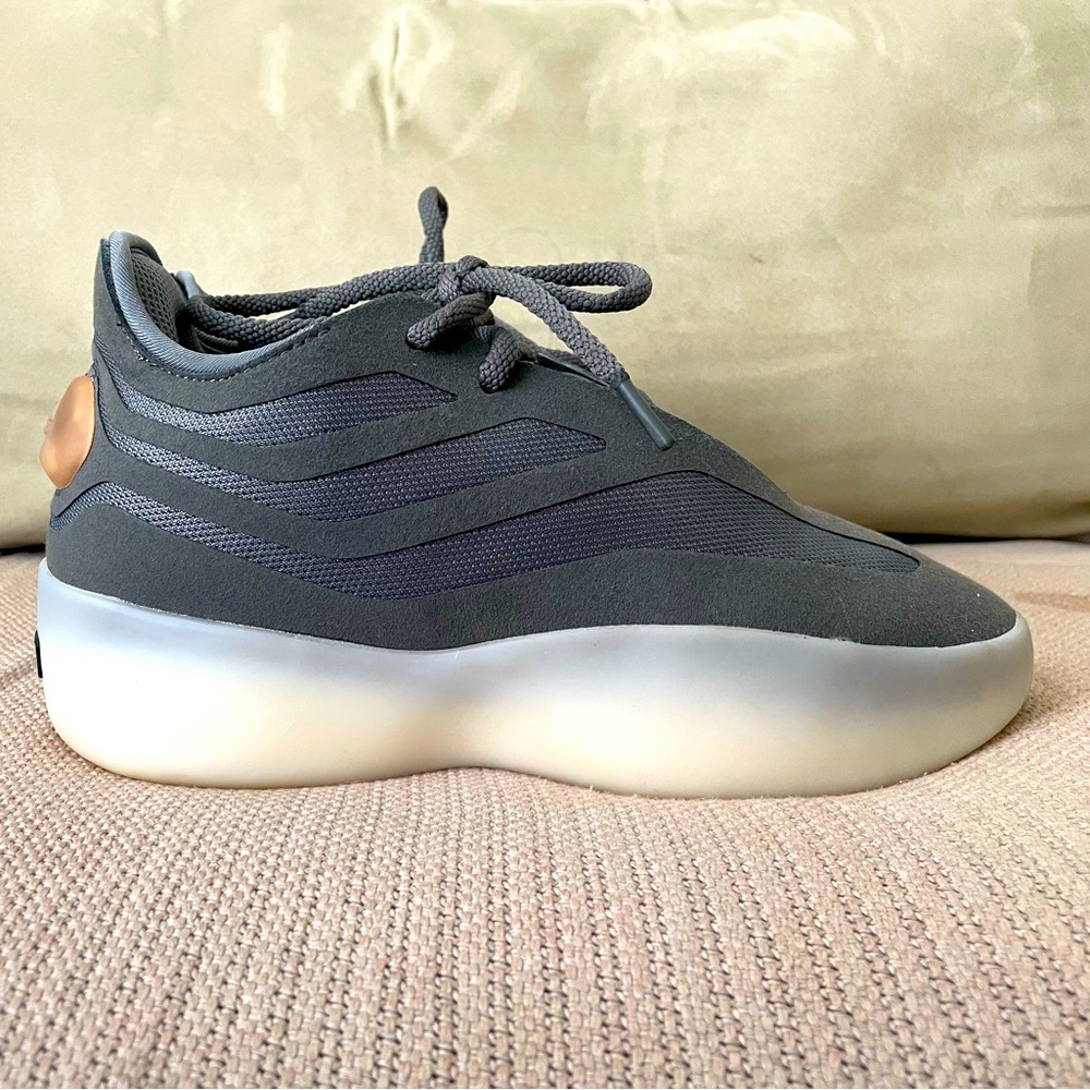 adidas Fear of God Athletics II Basketball Putty Beige Gray 9 Sneakers JS0980
